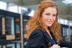 une bnvole heureuse dans sa vie de femme
